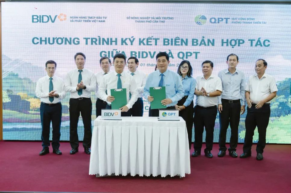 Lễ ký kết triển khai trồng rừng giữa BIDV và Quỹ Cộng đồng phòng tránh thiên tai