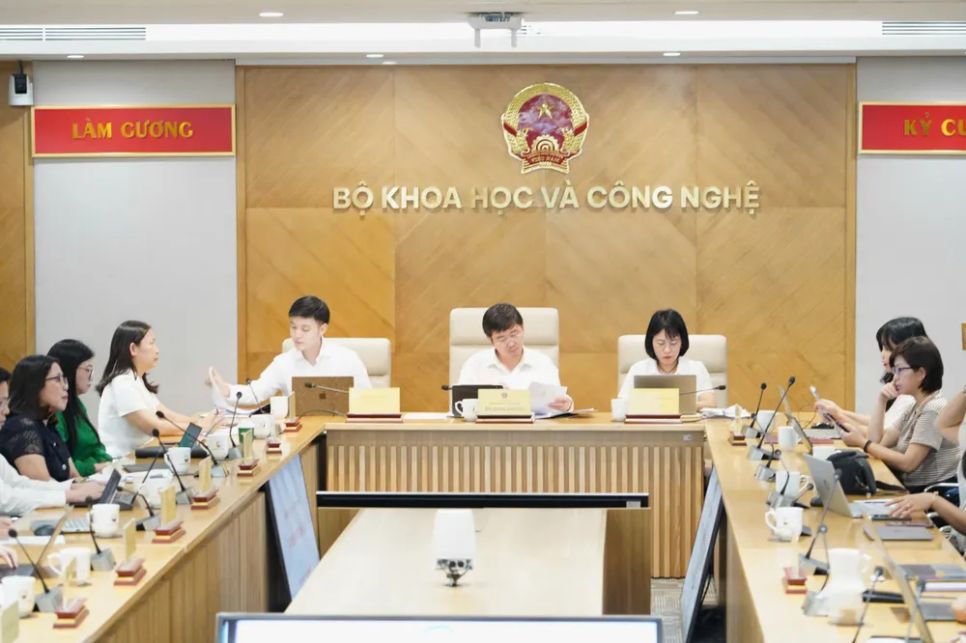 Cuộc họp báo thường kỳ của Bộ KH-CN diễn ra với sự chủ trì của Thứ trưởng Bộ KH-CN Bùi Hoàng Phương. Ảnh; MST