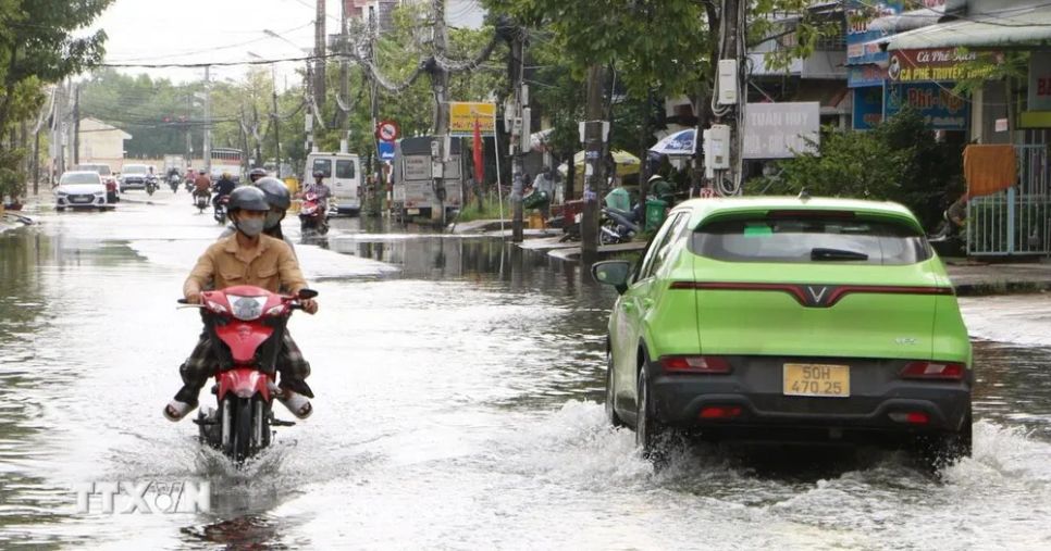 Nam Bộ xuất hiện đợt triều cường mực nước xấp xỉ báo động 3