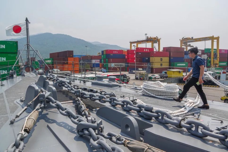 Tàu hộ vệ Asahi của Lực lượng Tự vệ trên biển Nhật Bản thăm Đà Nẵng