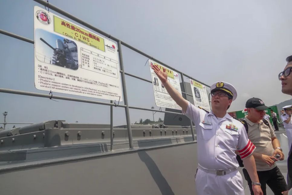 Tàu hộ vệ Asahi của Lực lượng Tự vệ trên biển Nhật Bản thăm Đà Nẵng