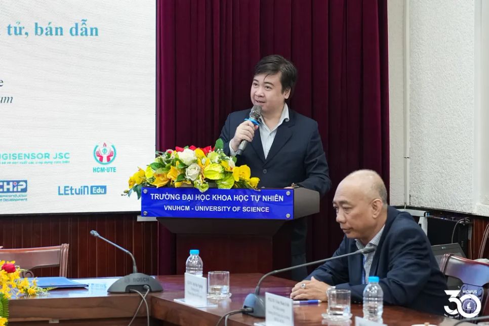 PGS.TS Trần Minh Triết, Phó Hiệu Trưởng Trường Đại học KHTN phát biểu khai mạc