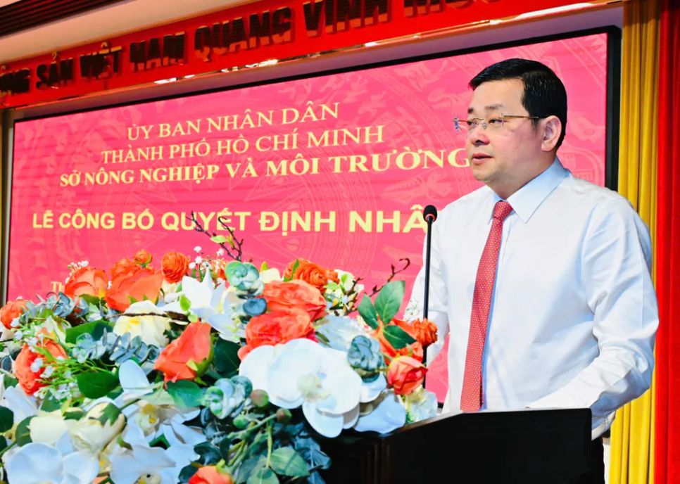 Giám đốc Nguyễn Toàn Thắng phát biểu giao nhiệm vụ cho cán bộ được bổ nhiệm. Ảnh: Việt Dũng
