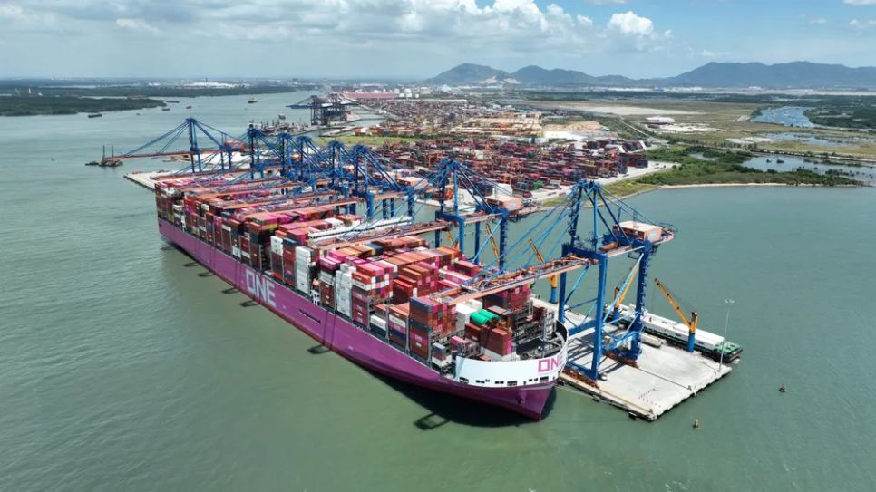 Miễn phí và lệ phí cảng, bến thủy nội địa hỗ trợ doanh nghiệp