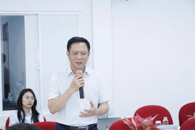 Ông Nguyễn Ngọc Hồi - Phó Giám đốc Sở Văn hóa và Thể thao TP.HCM phát biểu tại hội thảo