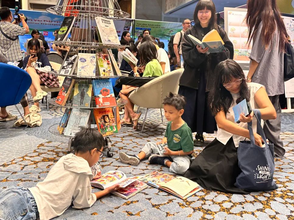 Liên hoan truyện tranh Pháp ngữ lần thứ nhất mang đến nhiều hoạt động thú vị cho cộng đồng yêu thích truyện tranh Liên hoan truyện tranh Pháp ngữ lần thứ nhất mang đến nhiều hoạt động thú vị cho cộng đồng yêu thích truyện tranh