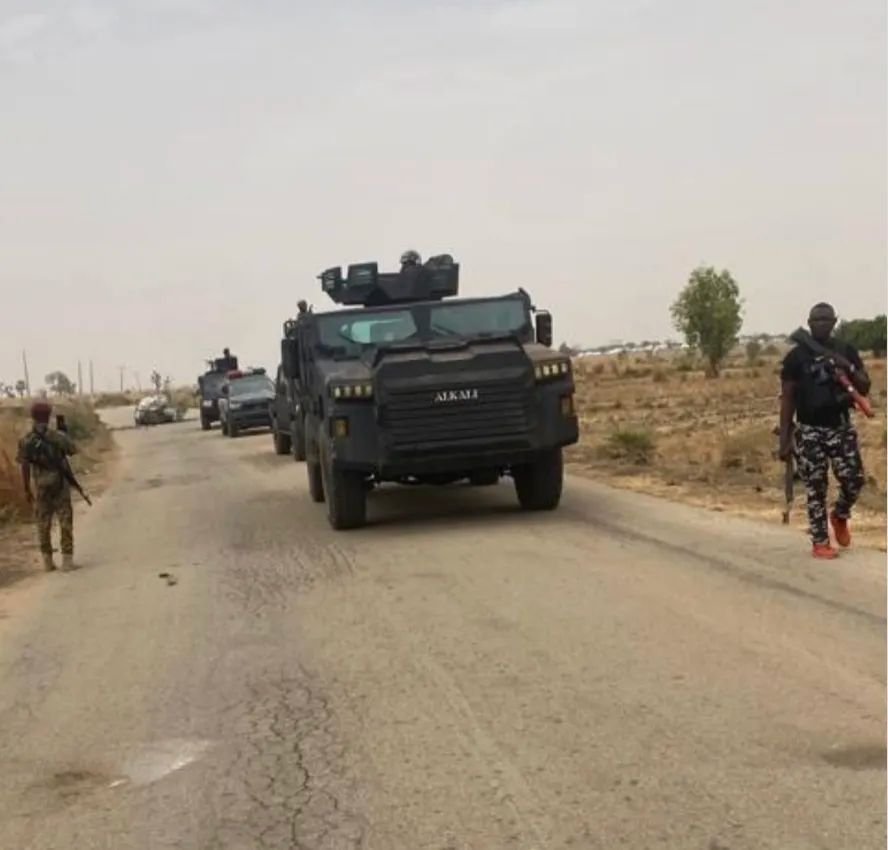 Cảnh sát Nigeria truy lùng tội phạm sau vụ việc nghiêm trọng. Ảnh: TVC News