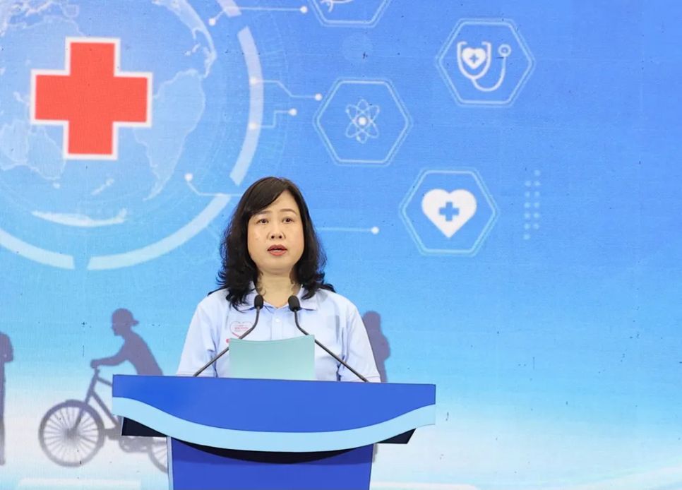 Bộ trưởng Bộ Y tế Đào Hồng Lan phát biểu khai mạc mít tinh. Ảnh: BTC