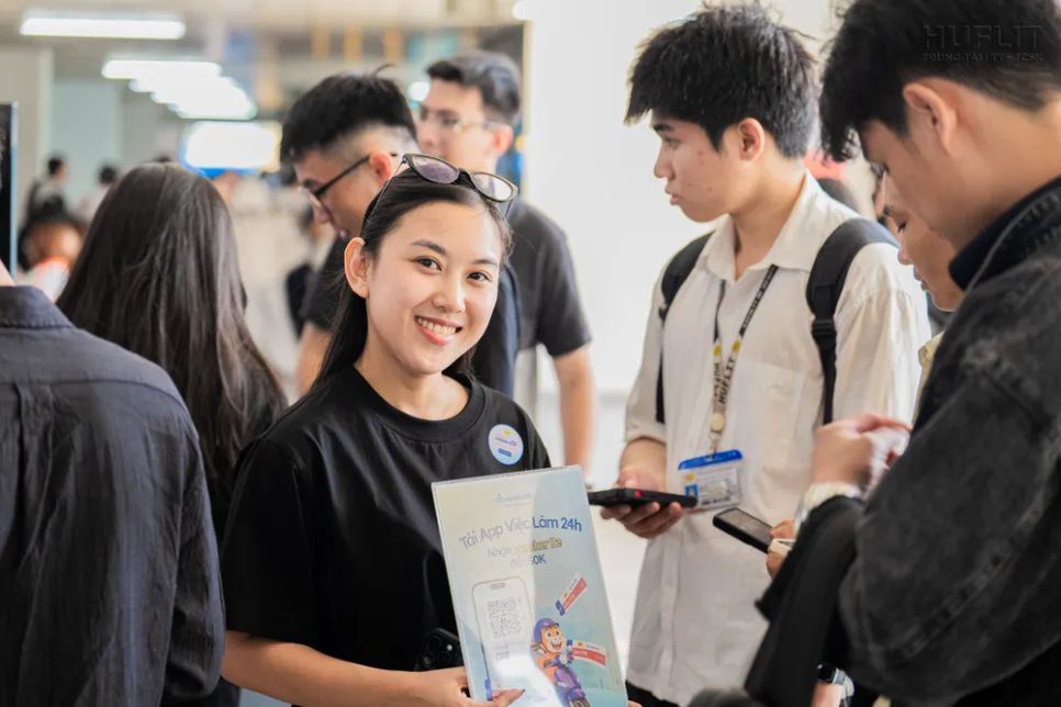 HUFLIT Career Fair 2026: kết nối 84 doanh nghiệp, gần 2.900 cơ hội việc làm cho sinh viên HUFLIT Career Fair 2026: kết nối 84 doanh nghiệp, gần 2.900 cơ hội việc làm cho sinh viên