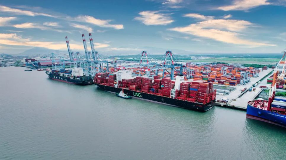 Toàn bộ phí, lệ phí hàng hải nội địa áp dụng đối với tàu thuyền vào, rời cảng biển Việt Nam được miễn Toàn bộ phí, lệ phí hàng hải nội địa áp dụng đối với tàu thuyền vào, rời cảng biển Việt Nam được miễn