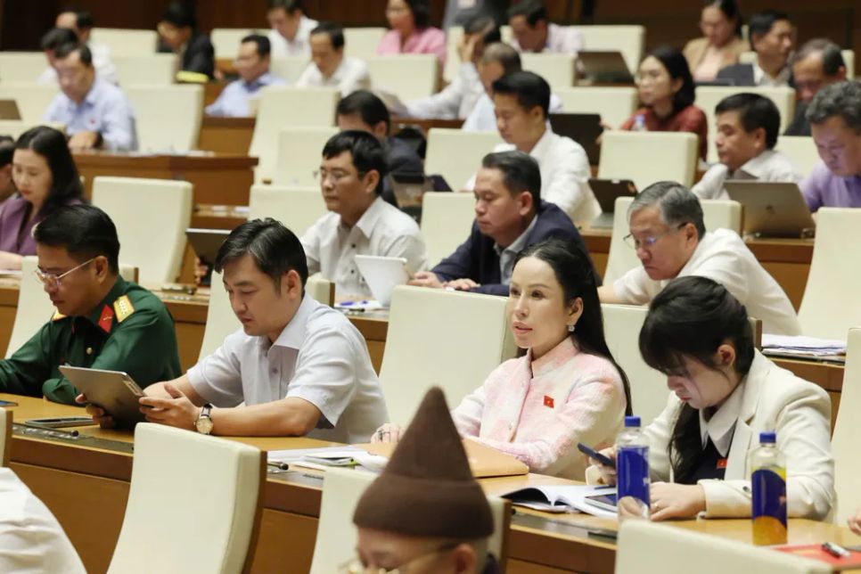 Đại biểu Quốc hội tham dự phiên họp. Ảnh:QUANG PHÚC Đại biểu Quốc hội tham dự phiên họp. Ảnh:QUANG PHÚC