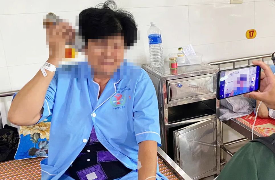 Bà T.T.L. đang điều trị tại bệnh viện