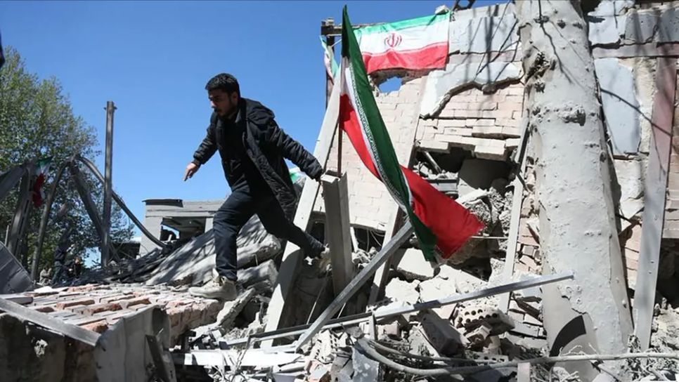 Israel tấn công Lebanon, Iran dọa đóng eo Hormuz Israel tấn công Lebanon, Iran dọa đóng eo Hormuz