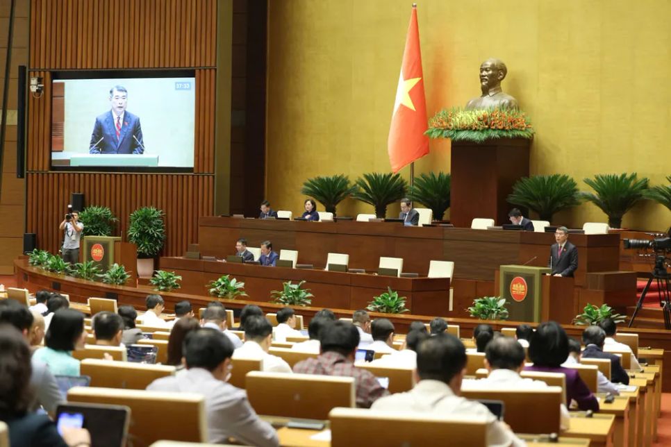 Phiên họp chiều 9-4. Ảnh: QUANG PHÚC