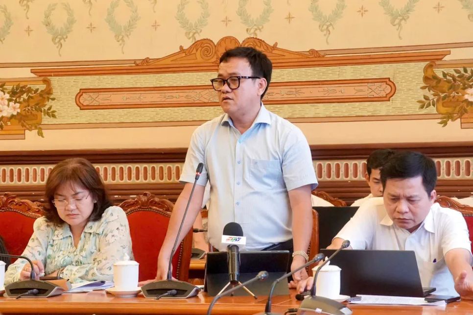 TS-BS Huỳnh Minh Chín, Phó Giám đốc Sở Y tế TPHCM phát biểu tại buổi làm việc