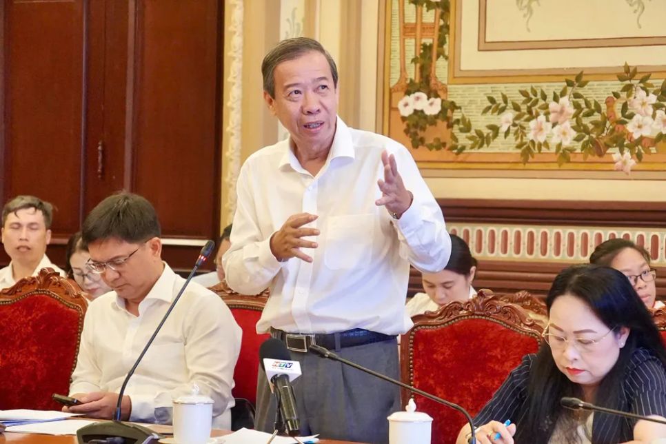 TS-BS Nguyễn Văn Vĩnh Châu, Phó Giám đốc Sở Y tế TPHCM phát biểu tại buổi làm việc