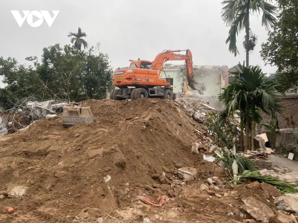 Hà Nội quyết tâm không để chậm tiến độ 3 cây cầu qua sông Hồng