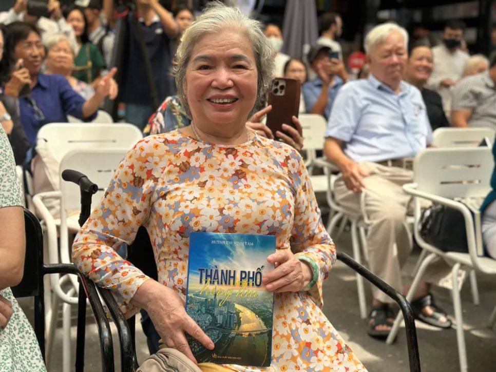 Tác giả, bác sĩ Huỳnh Thị Minh Tâm tại chương trình Tác giả, bác sĩ Huỳnh Thị Minh Tâm tại chương trình