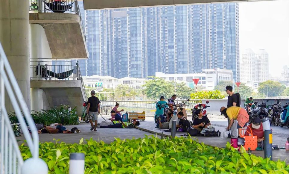 Nhọc nhằn mưu sinh những ngày nắng, nóng