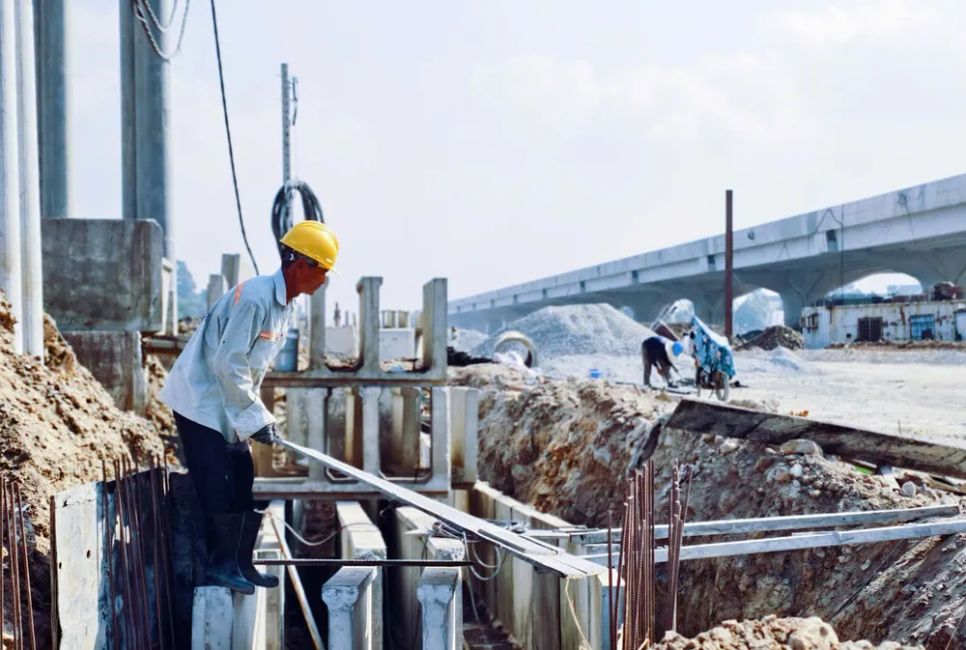 Nhọc nhằn mưu sinh những ngày nắng, nóng