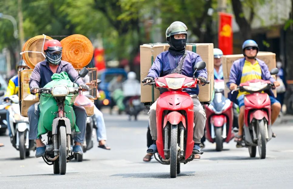 Nhọc nhằn mưu sinh những ngày nắng, nóng