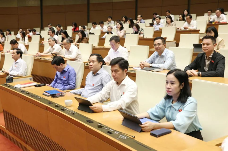 Đoàn ĐB Quốc hội TPHCM tại phiên họp sáng 12-4. Ảnh: QUANG PHÚC Đoàn ĐB Quốc hội TPHCM tại phiên họp sáng 12-4. Ảnh: QUANG PHÚC