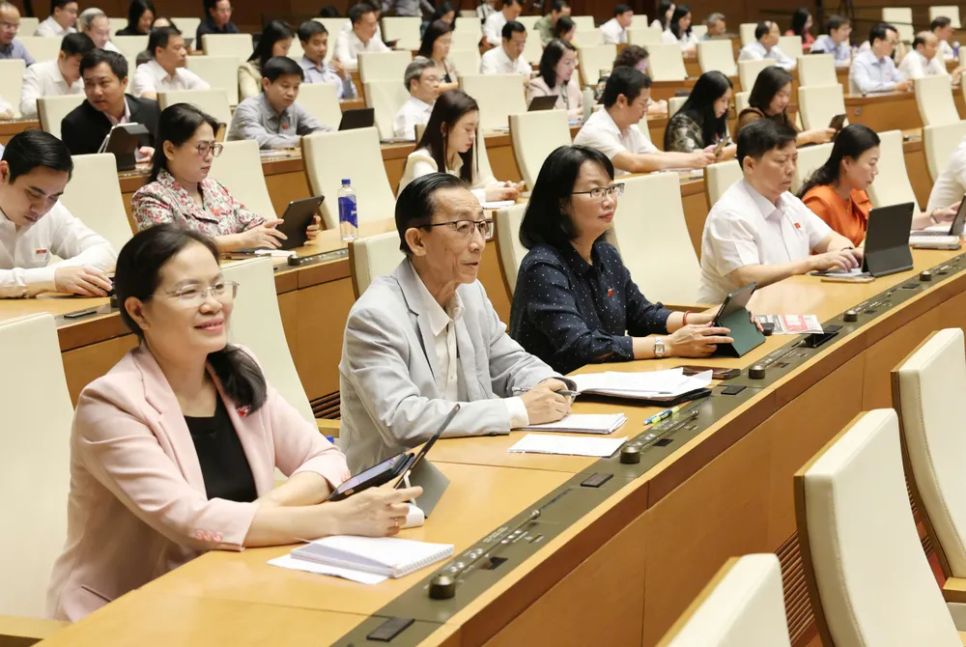 Đoàn ĐB Quốc hội TPHCM tại phiên họp sáng 12-4. Ảnh: QUANG PHÚC Đoàn ĐB Quốc hội TPHCM tại phiên họp sáng 12-4. Ảnh: QUANG PHÚC