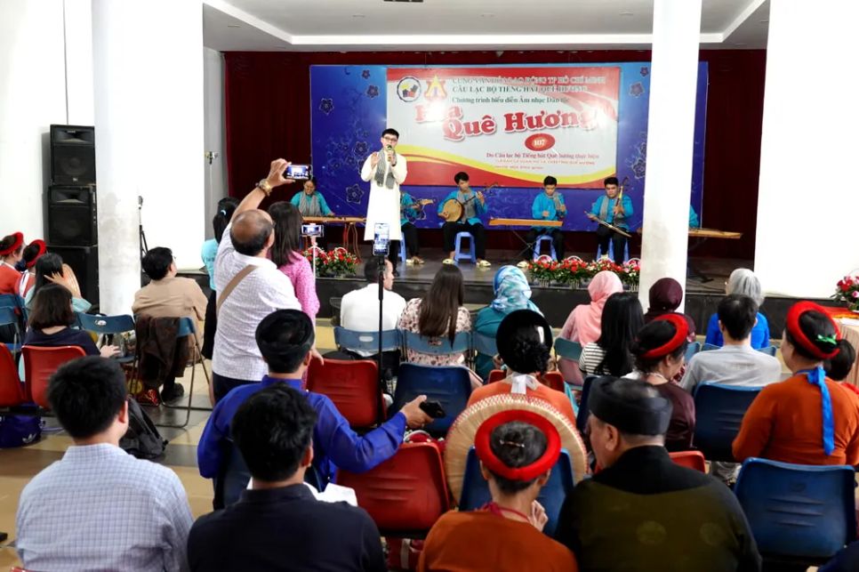 Chương trình biểu diễn âm nhạc dân tộc 