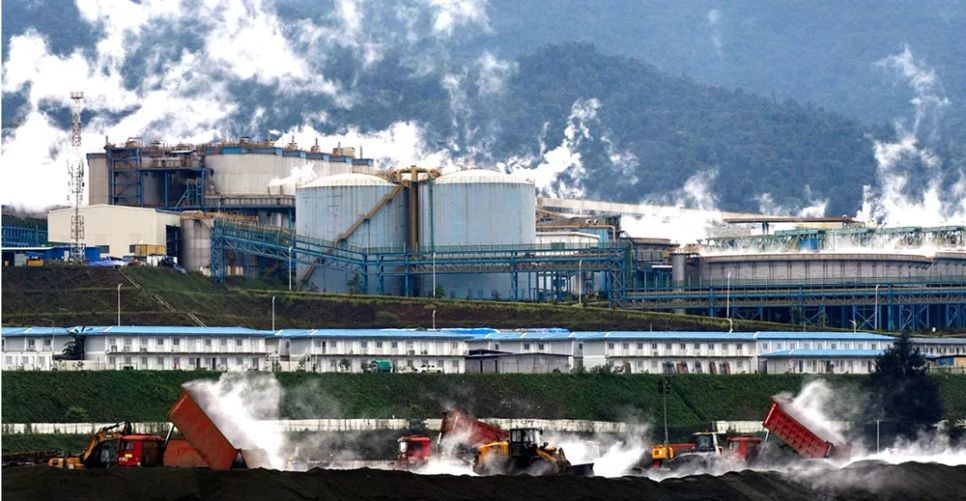 Nhà máy luyện niken tại Khu công nghiệp Indonesia Weda Bay (IWIP) ở Lelilef, Bắc Maluku (ẢNH: TEMPO) Nhà máy luyện niken tại Khu công nghiệp Indonesia Weda Bay (IWIP) ở Lelilef, Bắc Maluku (ẢNH: TEMPO)