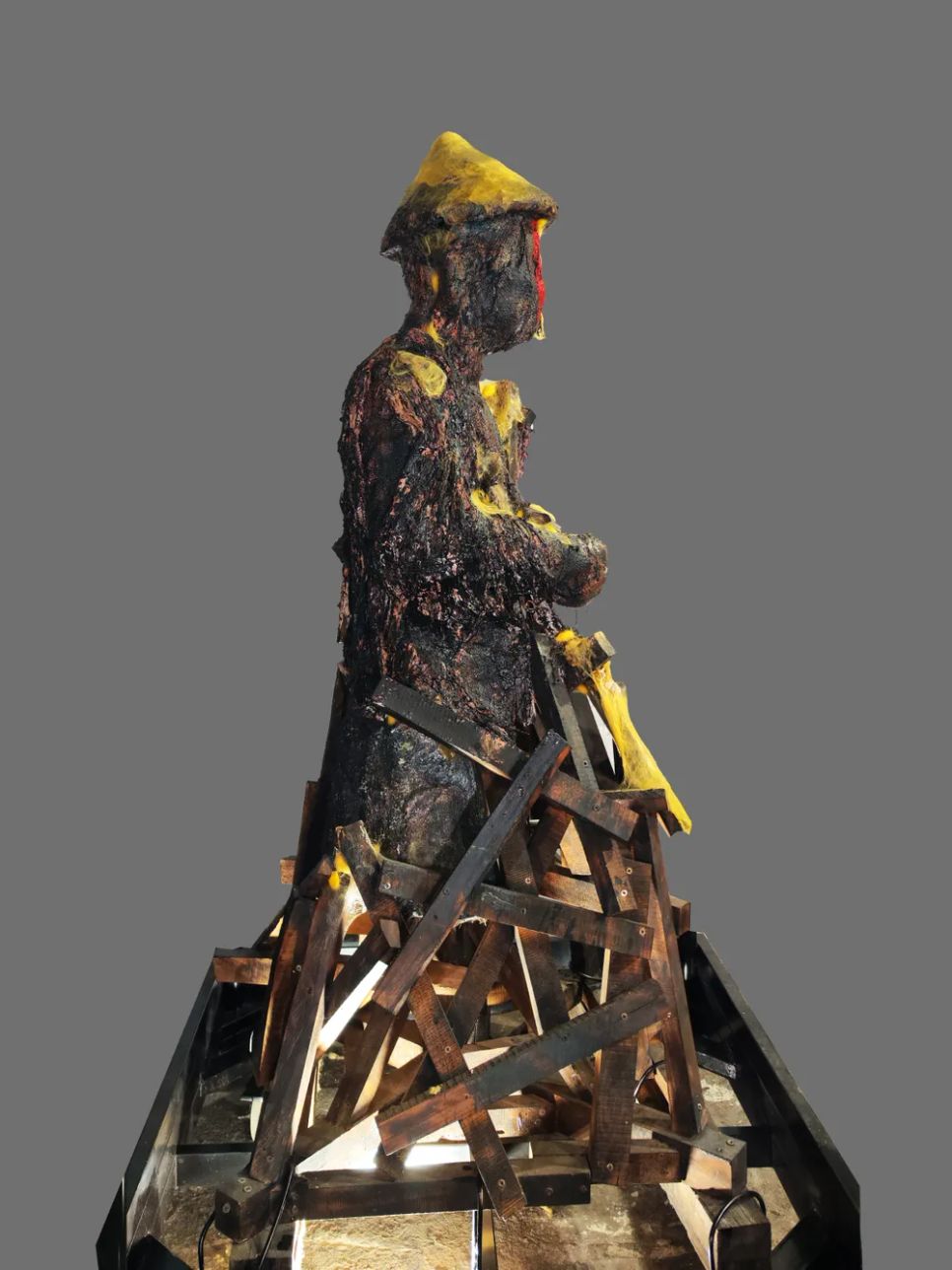 Bộ tác phẩm sắp đặt Tằm (Baco da seta) của nghệ sĩ Lê Hữu Hiếu sẽ được trưng bày tại Triển lãm Venice Art Biennale lần thứ 61