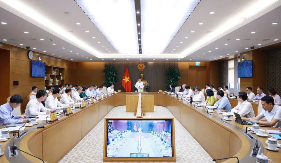 Thủ tướng Lê Minh Hưng chủ trì và phát biểu tại cuộc họp với lãnh đạo Bộ Y tế ngày 14-4. Ảnh: VIẾT CHUNG Thủ tướng Lê Minh Hưng chủ trì và phát biểu tại cuộc họp với lãnh đạo Bộ Y tế ngày 14-4. Ảnh: VIẾT CHUNG