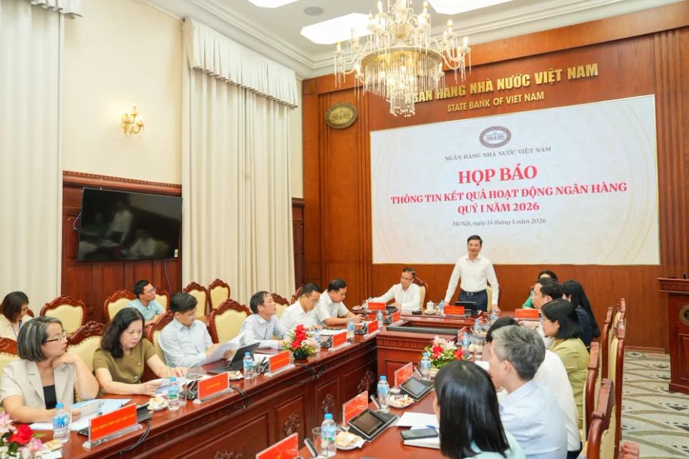 Quang cảnh buổi họp báo. Ảnh: L.T
