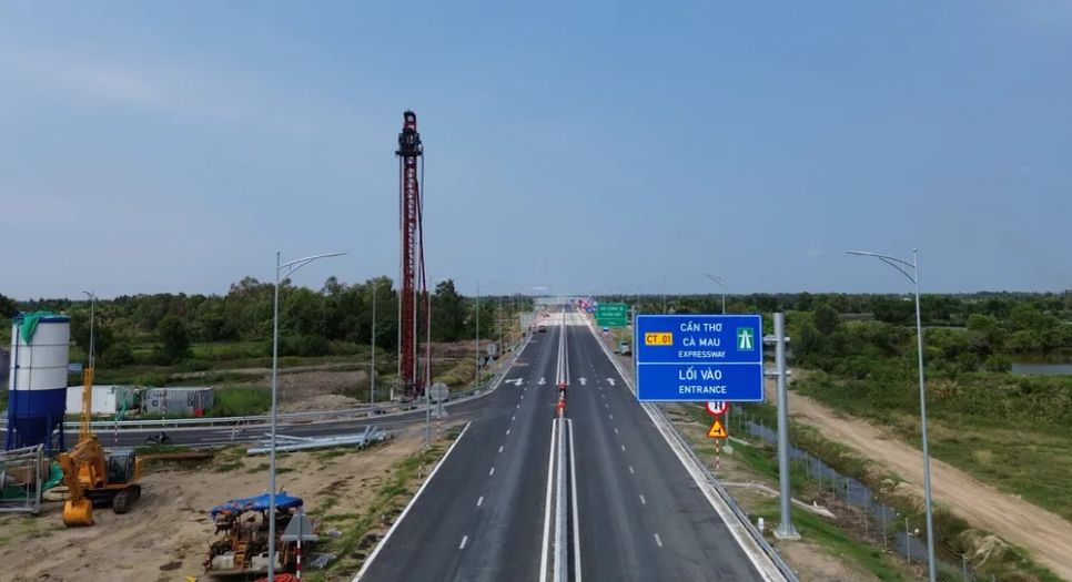 Khai thác tuyến cao tốc Hậu Giang - Cà Mau trước ngày 30-4