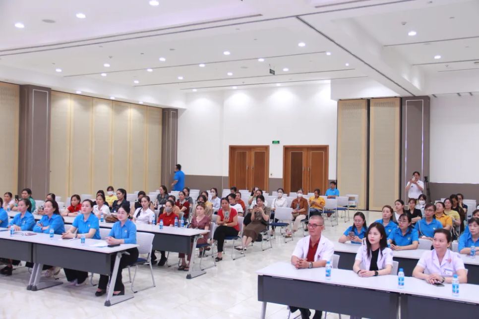 Đưa dịch vụ y tế đến gần hơn với nữ công nhân, đoàn viên