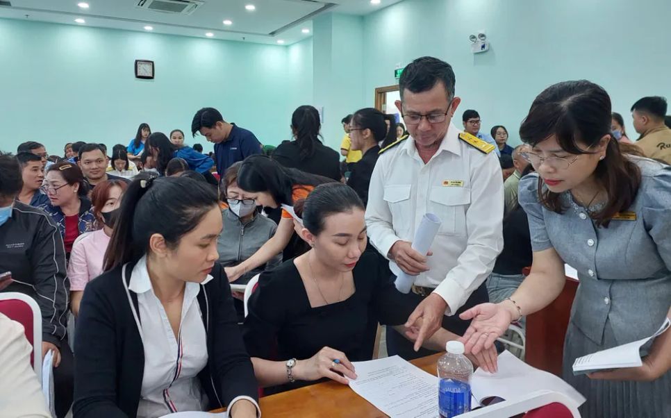 Các hộ kinh doanh có doanh thu dưới 500 triệu đồng/năm vẫn có thể sử dụng hóa đơn điện tử nếu có nhu cầu (ảnh minh họa). Ảnh: MAI HOA