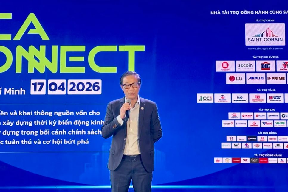 Ông Đinh Hồng Kỳ, Chủ tịch SACA, phát biểu tại chương trình SACA Connect. Ảnh: THANH HIỀN