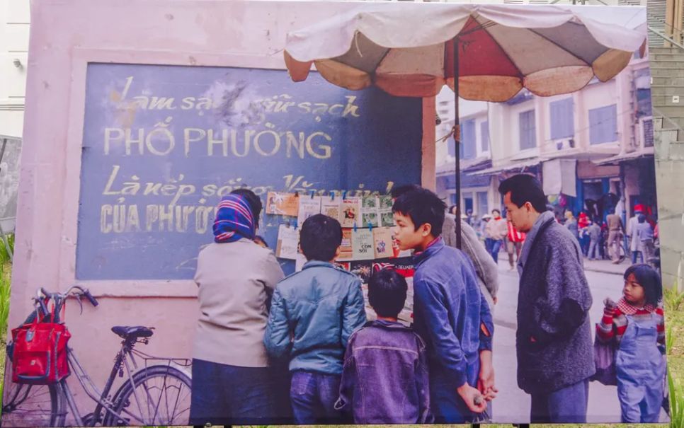 Tác phẩm Giao điểm Việt Nam 2 của Daniel Roussel. Ảnh: XUÂN QUỲNH