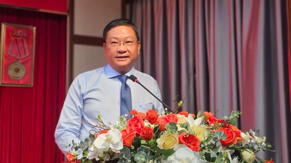 Ông Trương Hữu Chức phát biểu nhận nhiệm vụ.