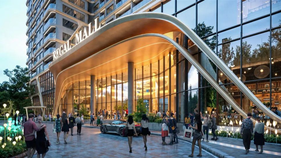 Regal Mall (thuộc dự án Regal Complex) được quy hoạch trong không gian 8000m2, quy tụ các thương hiệu Flagship hàng đầu thế giới