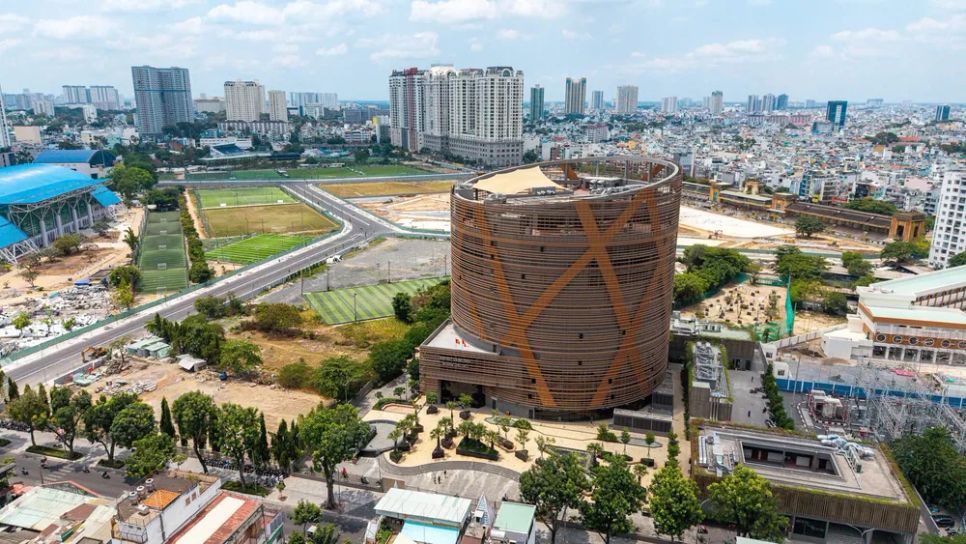 Rạp xiếc và Biểu diễn đa năng Phú Thọ đón khách tham quan ảnh 9