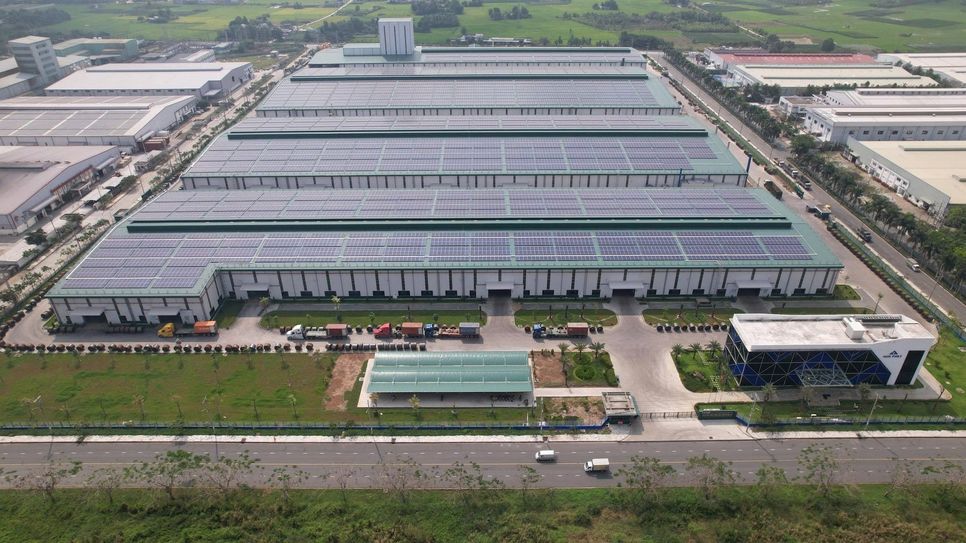 Tập đoàn Hòa Phát của tỷ phú Trần Đình Long vừa khánh thành nhà máy ống thép mới với tổng mức đầu tư trên 2.000 tỷ đồng, công suất 400.000 tấn/năm