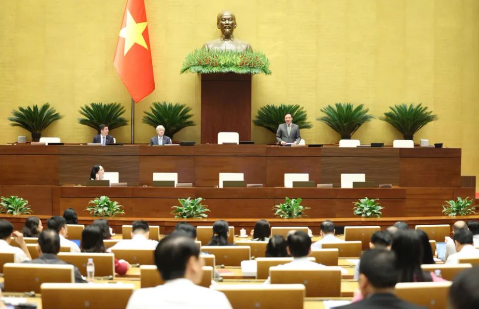 Quang cảnh hội trường Diên Hồng, sáng 20-4. Ảnh: QUANG PHÚC