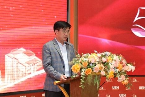 PGS.TS. Bùi Quang Hùng phát biểu khai mạc Hội nghị