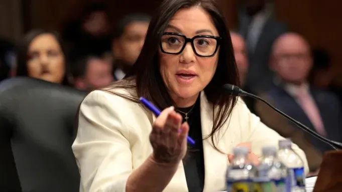 Bộ trưởng Lao động Mỹ Lori Chavez-DeRemer. Ảnh: wwd.com