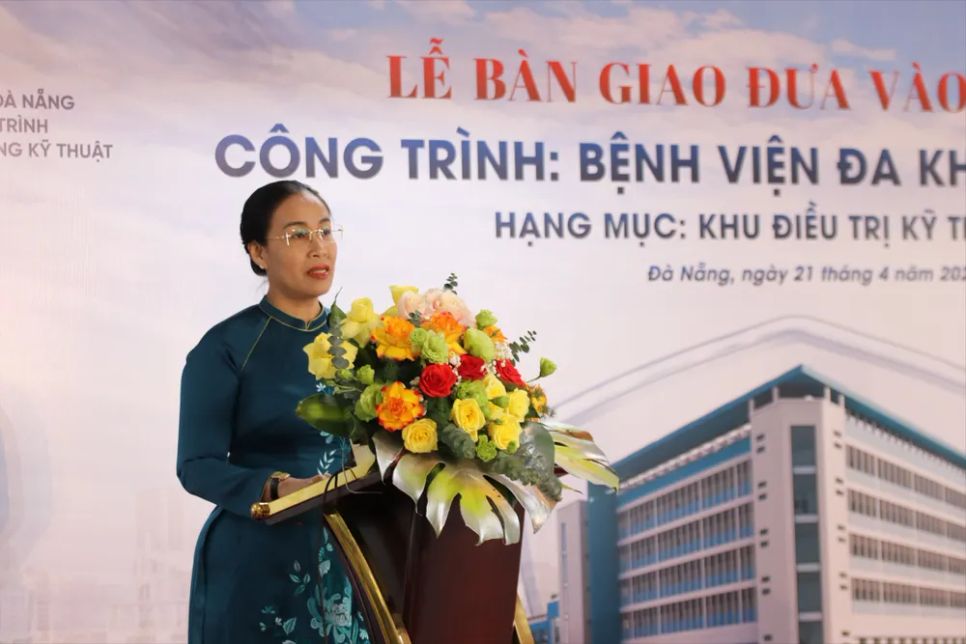 Bà Nguyễn Thị Anh Thi, Phó Chủ tịch UBND TP Đà Nẵng phát biểu tại buổi lễ