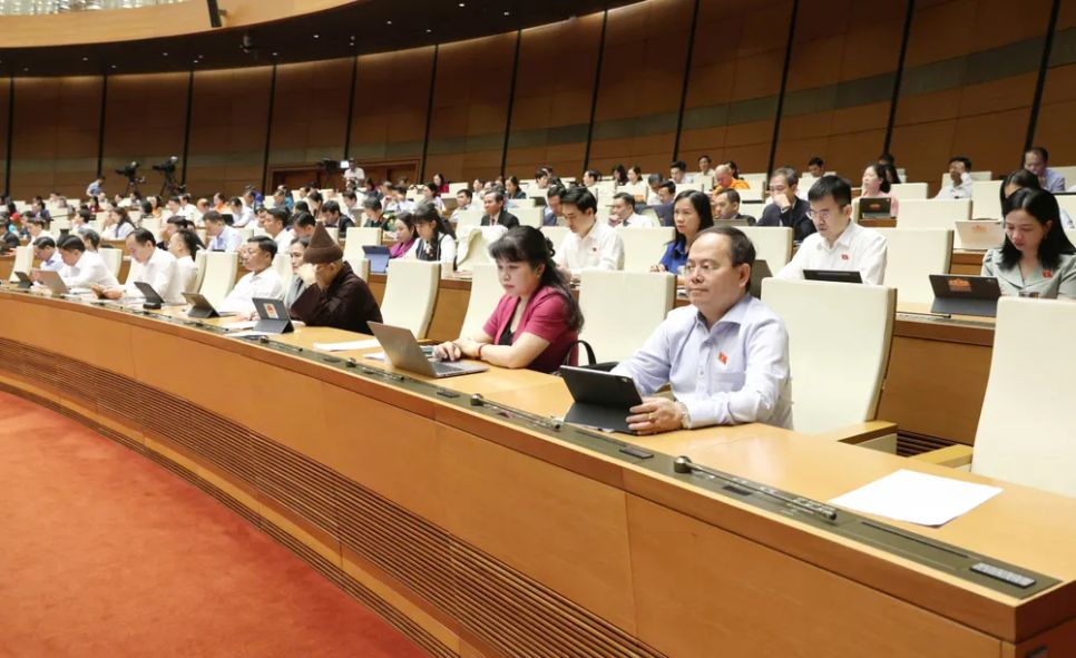 Đại biểu Quốc hội dự phiên họp. Ảnh: QUANG PHÚC