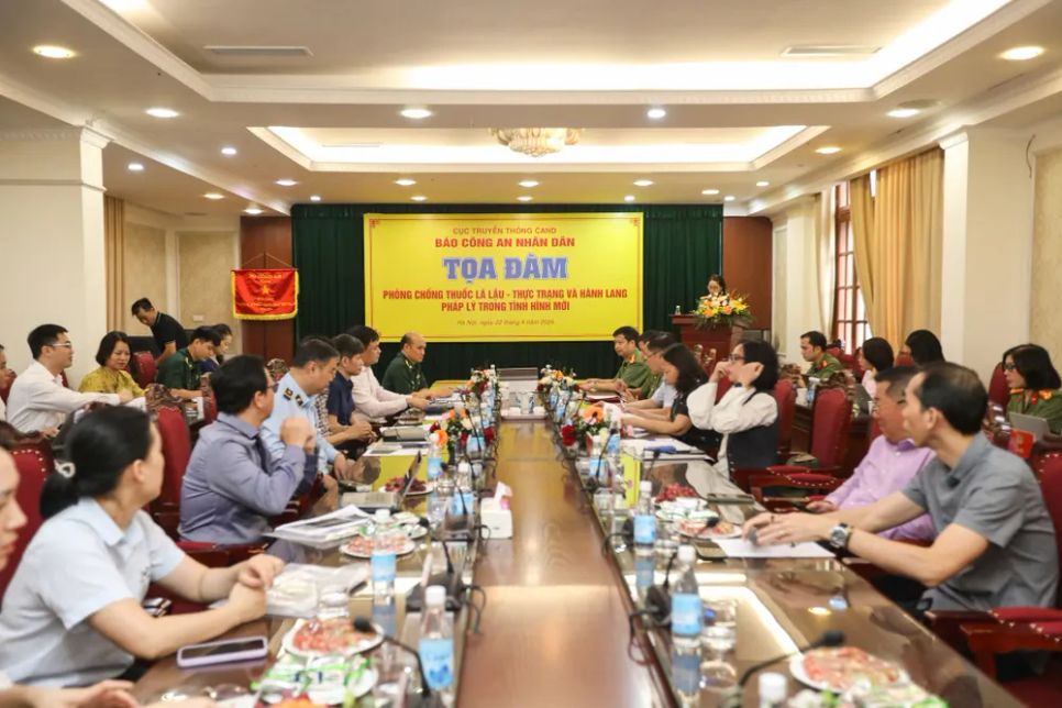 Quang cảnh tọa đàm. Ảnh: L.T