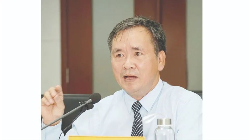 Ngưỡng doanh thu miễn thuế: Bao nhiêu là phù hợp?