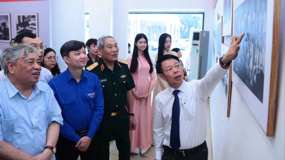 Triển lãm “51 năm - Bản hùng ca thống nhất