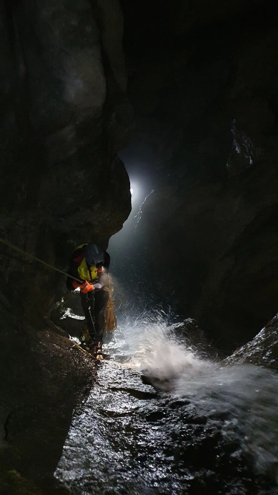 Quảng Trị: Phát hiện hang Thiên Cung dài hơn 4,2km 